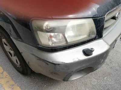 Usata Subaru Forester 125 CV (91 kW) 2003 Nero SUV
