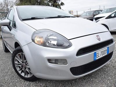 Usata Fiat Punto Easy 95 CV (69 kW) 2012 Argento Utilitaria