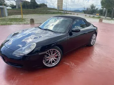 Usata Porsche 996 299 CV (219 kW) 1998 Nero Cabrio