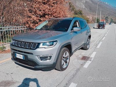 Usata Jeep Compass Limited 140 CV (102 kW) 2018 Grigio SUV