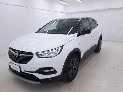 Usata Opel Grandland X Ultimate 131 CV (96 kW) 2021 Bianco SUV