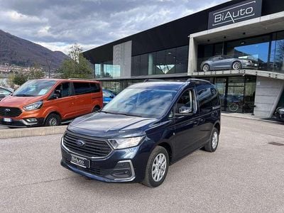Usata Ford Tourneo Connect Titanium 122 CV (89 kW) 2023 Blu/azzurro Monovolume