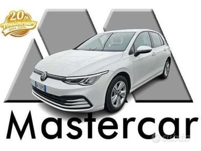 Usata VW Golf VIII Life 110 CV (80 kW) 2021 Bianco Berlina