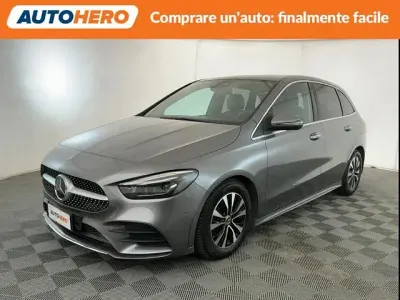 Usata Mercedes B200 AMG Line Premium 150 CV (110 kW) 2019 Grigio Utilitaria
