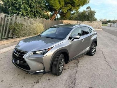 Lexus NX300h