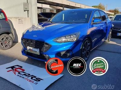 Usata Ford Focus ST-Line 120 CV (88 kW) 2019 Blu Berlina