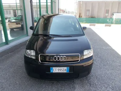 Usata Audi A2 75 CV (55 kW) 2001 Nero Utilitaria