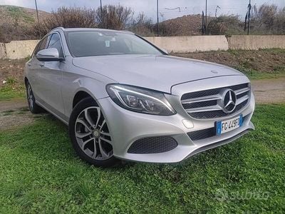 Usata Mercedes C200 Premium 136 CV (100 kW) 2016 Argento Station wagon