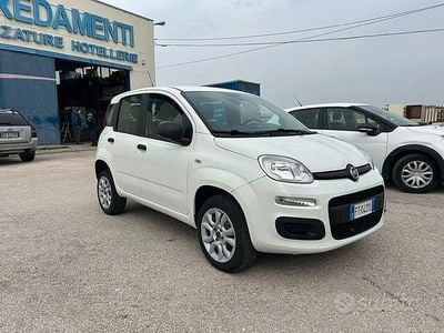Usata Fiat Panda Easy 84 CV (61 kW) 2019 Bianco Utilitaria