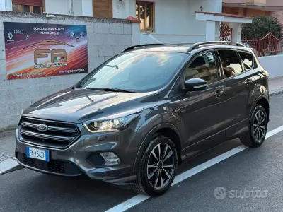 Occasion Ford Kuga ST-Line 120 PK (88 kW) 2018 Grijs SUV