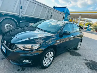 Usata Fiat Tipo 95 CV (69 kW) 2017 Berlina