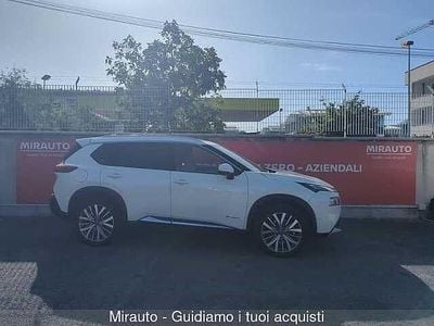 Bianco Usata 2023 Nissan X-Trail Tekna SUV | 37.000 € (Buon prezzo)