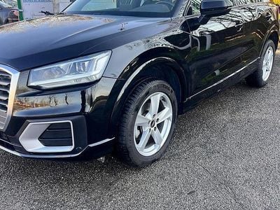 Usata Audi Q2 Admired 116 CV (85 kW) 2019 Nero SUV