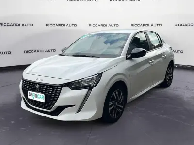 Usata Peugeot 208 Active 75 CV (55 kW) 2023 Bianco Utilitaria