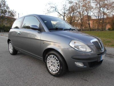 usata Lancia Ypsilon 1.2 16V Argento