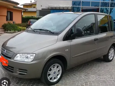 Usata Fiat Multipla 103 CV (75 kW) 2010 Marrone Monovolume