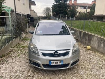 Usata Opel Zafira 94 CV (69 kW) 2006 Monovolume