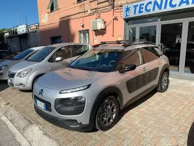 Usata Citroën C4 Cactus Shine 99 CV (72 kW) 2015 Grigio Utilitaria