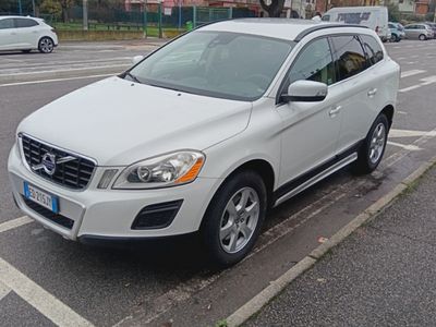 usata Volvo XC60 gancio traino