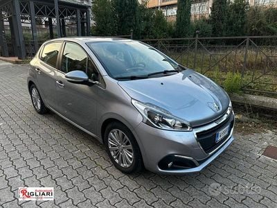 Usata Peugeot 208 Active 83 CV (61 kW) 2019 Grigio Utilitaria
