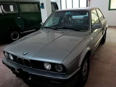 Usata BMW 320 126 CV (92 kW) 2000 Argento Berlina