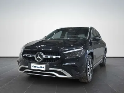 Usata Mercedes GLA200 Advanced 150 CV (110 kW) 2023 Nero SUV