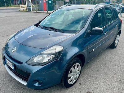 Usata Renault Clio GrandTour 101 CV (74 kW) 2010 Blu Station wagon
