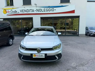 Usata VW Polo Style 95 CV (69 kW) 2024 Grigio Utilitaria