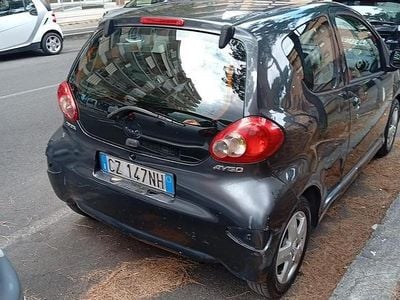 Usata Toyota Aygo 2003 Grigio Utilitaria