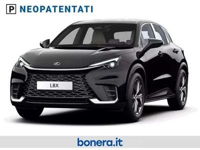 Nuova Lexus LBX 136 CV (100 kW) 2026 Black (non ord) SUV