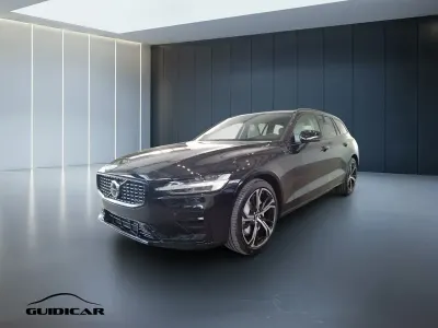 Nuova Volvo V60 Plus 197 CV (144 kW) 2025 Onyx black Station wagon