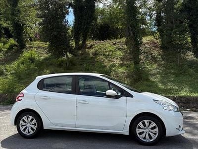Usata Peugeot 208 82 CV (60 kW) 2013 Bianco Utilitaria
