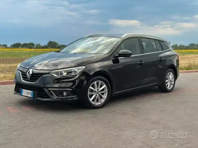 Usata Renault Mégane GrandTour 110 CV (80 kW) 2016 Nero Station wagon