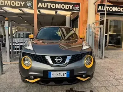 Usata Nissan Juke Tekna 110 CV (80 kW) 2016 Grigio SUV