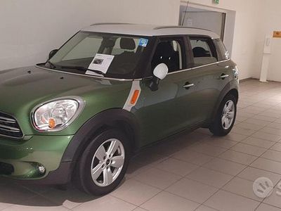 Usata Mini Cooper D Countryman 111 CV (81 kW) 2016 Verde SUV