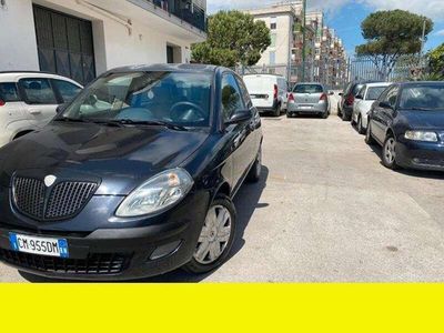 Usata Lancia Ypsilon 60 CV (44 kW) 2004 Nero Utilitaria