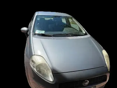 Usata Fiat Grande Punto 65 CV (47 kW) 2006 Grigio Utilitaria