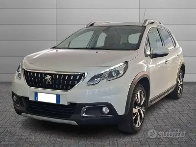Usata Peugeot 2008 Allure 110 CV (80 kW) 2018 Bianco SUV