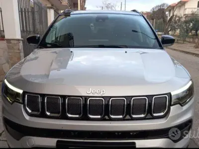 Usata Jeep Compass 131 CV (96 kW) 2021 Grigio SUV