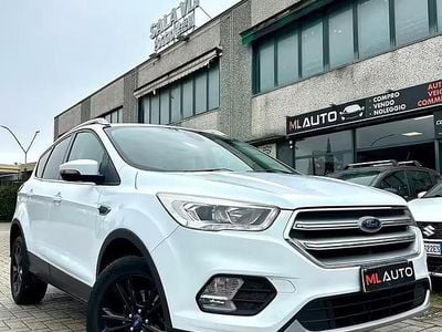 Usata Ford Kuga ST-Line 120 CV (88 kW) 2018 Bianco SUV
