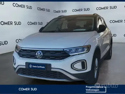 Usata VW T-Roc Life 110 CV (80 kW) 2023 Bianco SUV