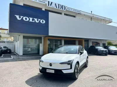 Usata Volvo EX30 Plus 200 kW (272 CV) 2024 Bianco SUV