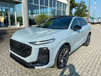 Nuova Audi Q3 Sportback Ambiente 204 CV (150 kW) 2026 Grigio freccia SUV
