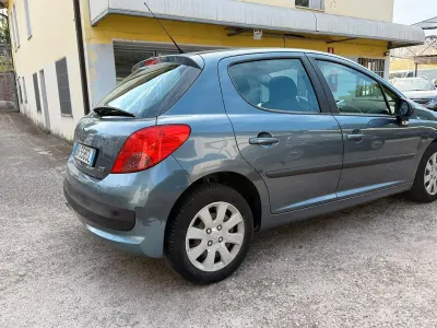 Usata Peugeot 207 73 CV (53 kW) 2007 Grigio Berlina