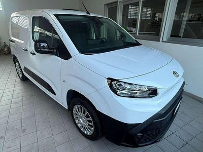 Bianco Usata 2024 Toyota Proace City City Monovolume | 16.700 € (Buon prezzo)