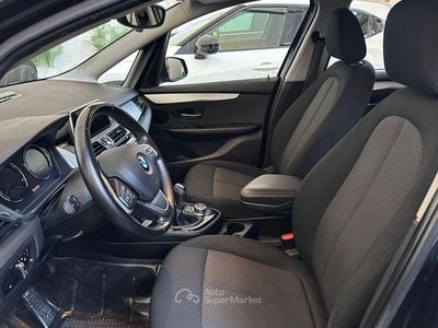Usata BMW 216 Advantage 117 CV (86 kW) 2019 Gray Station wagon
