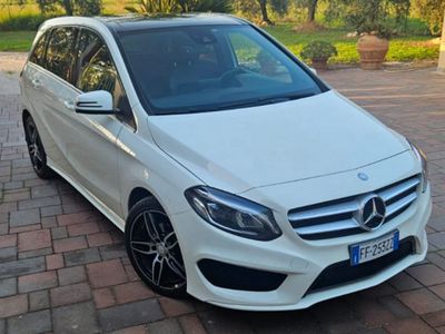 Begagnad Mercedes B200 AMG 136 HK (100 kW) 2017 Vit Minibuss