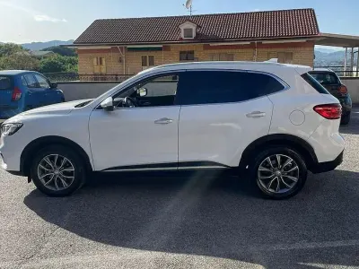 Usata MG HS