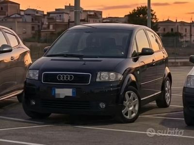 Usata Audi A2 Comfort 75 CV (55 kW) 2003 Nero Utilitaria