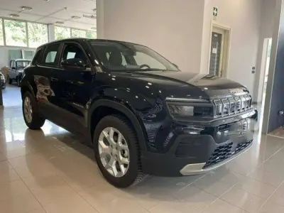 Usata Jeep Avenger Altitude 101 CV (74 kW) 2024 Nero SUV